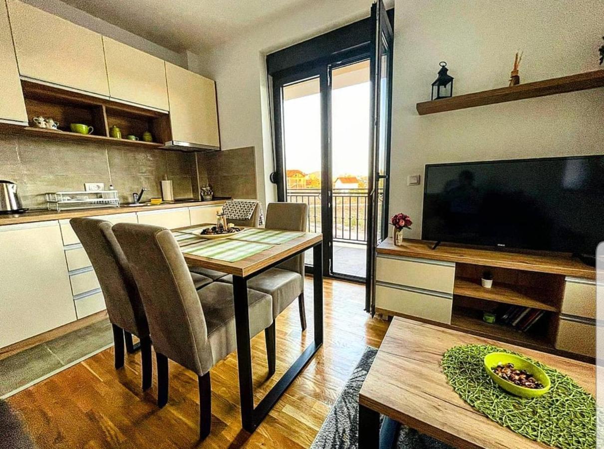 Lux Apartmani Vojinovic Zlatibor Extérieur photo