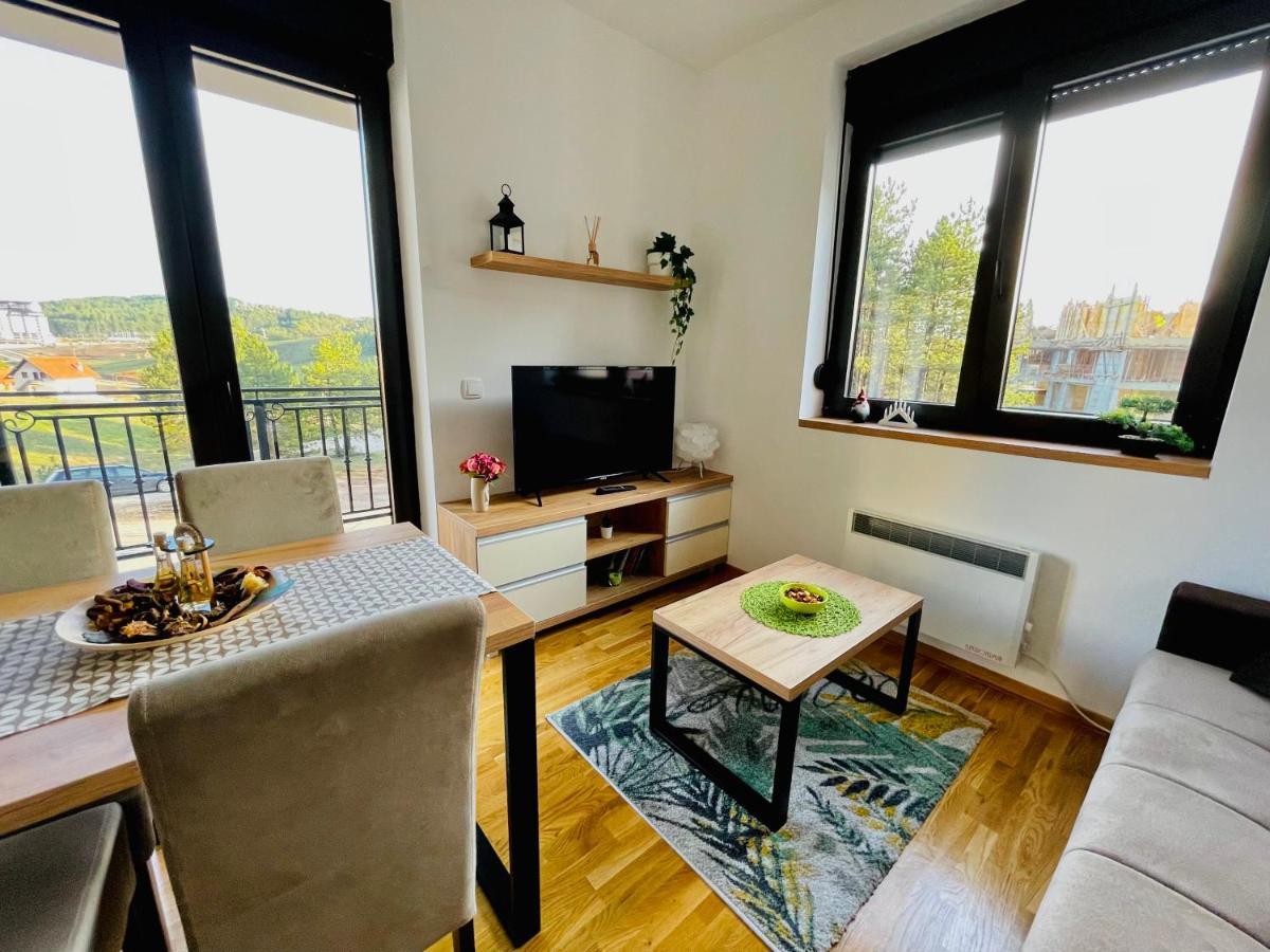 Lux Apartmani Vojinovic Zlatibor Extérieur photo